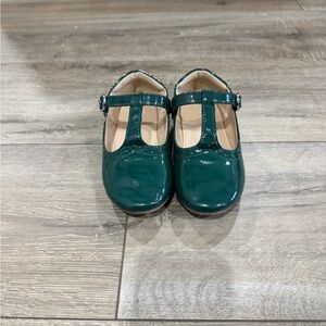 Thee Bron Green girls flats
